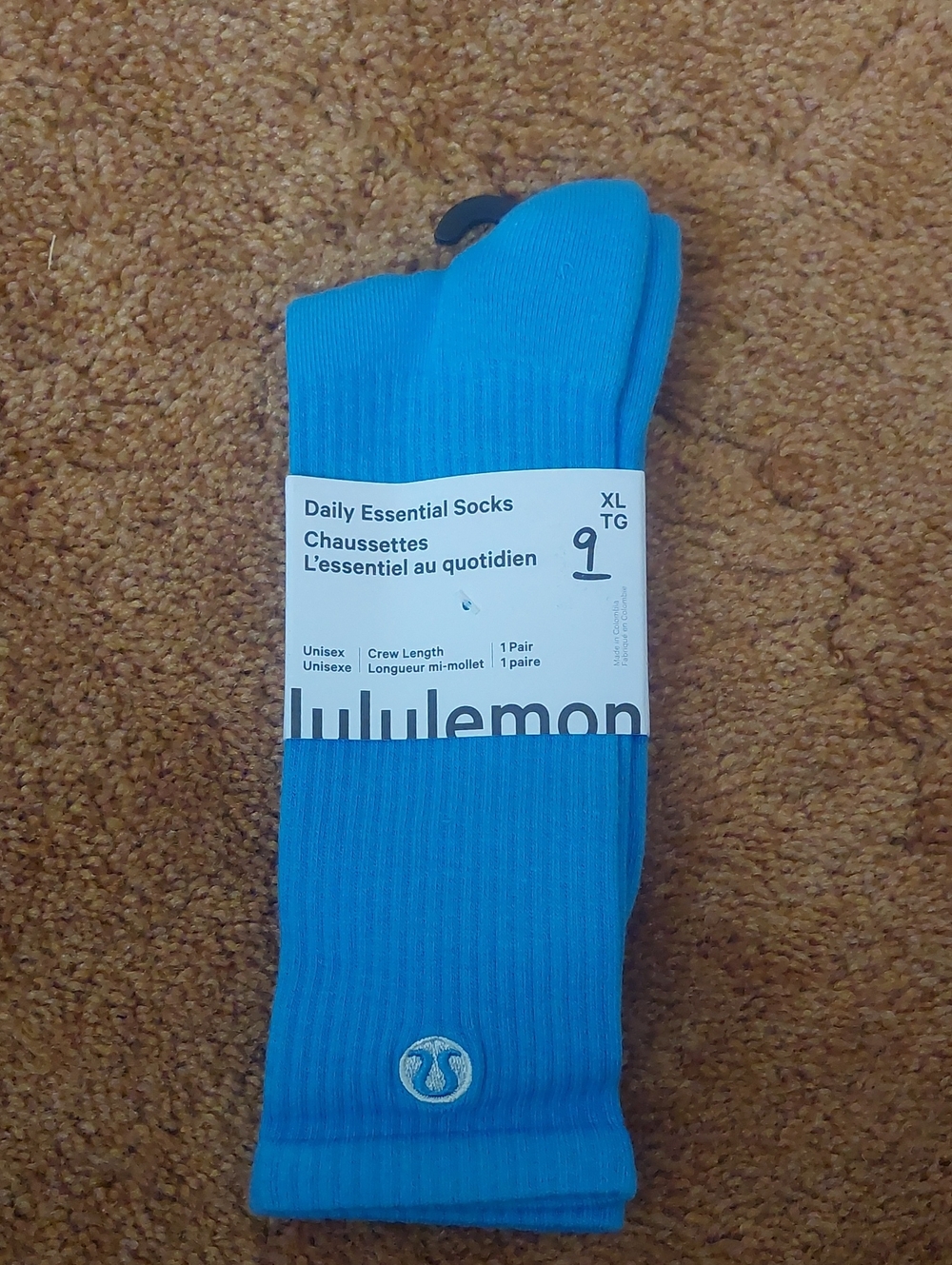 lululemon athletica Bright Blue Crew Socks Sz 11-14 (XL)